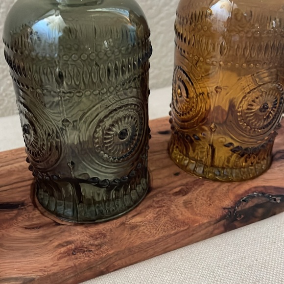 New! Artisan handmade hardwood oblong tray with 3 pressed glass vases - Picture 4 of 16